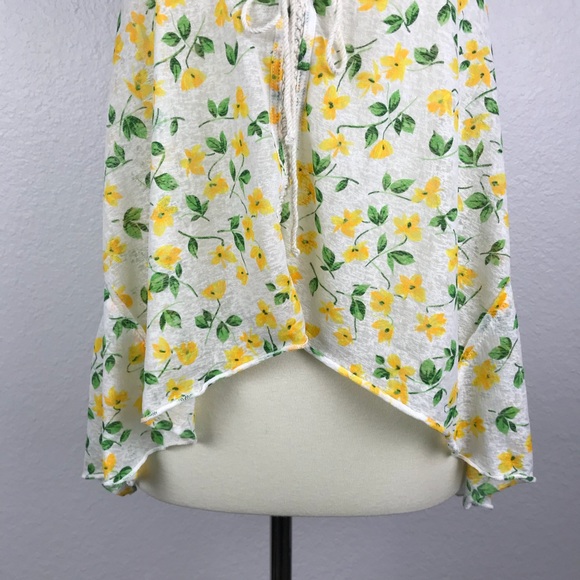 Free People Floral Crochet Asymmetrical Top T70 - Picture 4 of 8